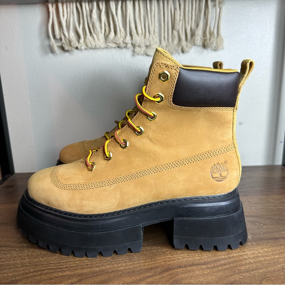 Timberland Sky 6 Inch Platform Nubuck Everleigh Lace Up Boots Sz 8 Women’s